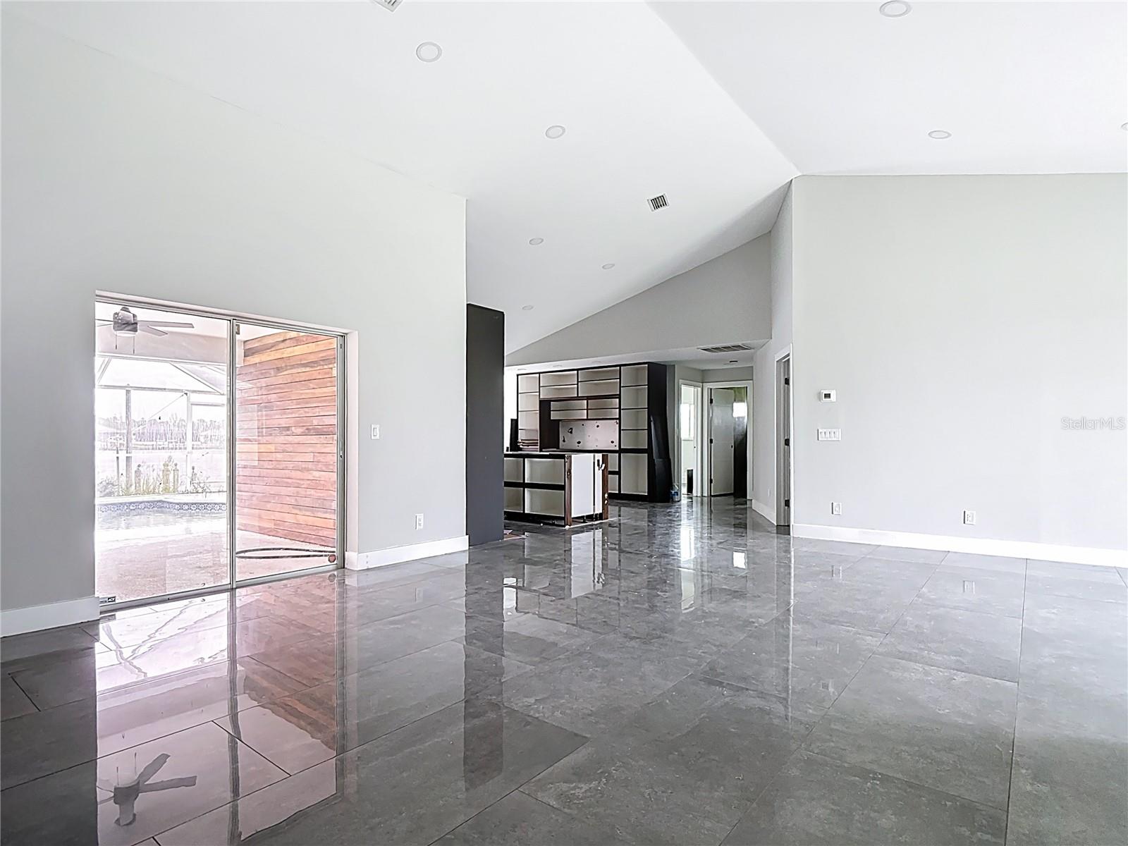 4209 NW 20TH TERRACE