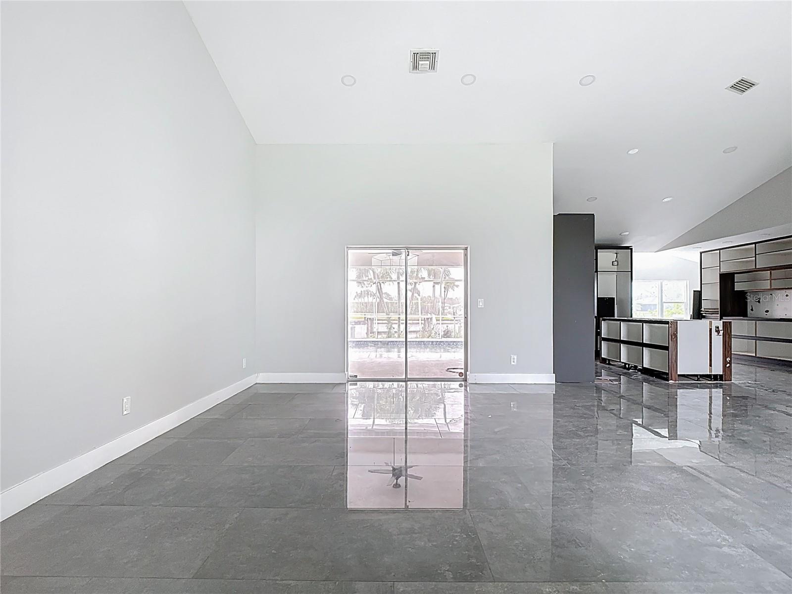4209 NW 20TH TERRACE