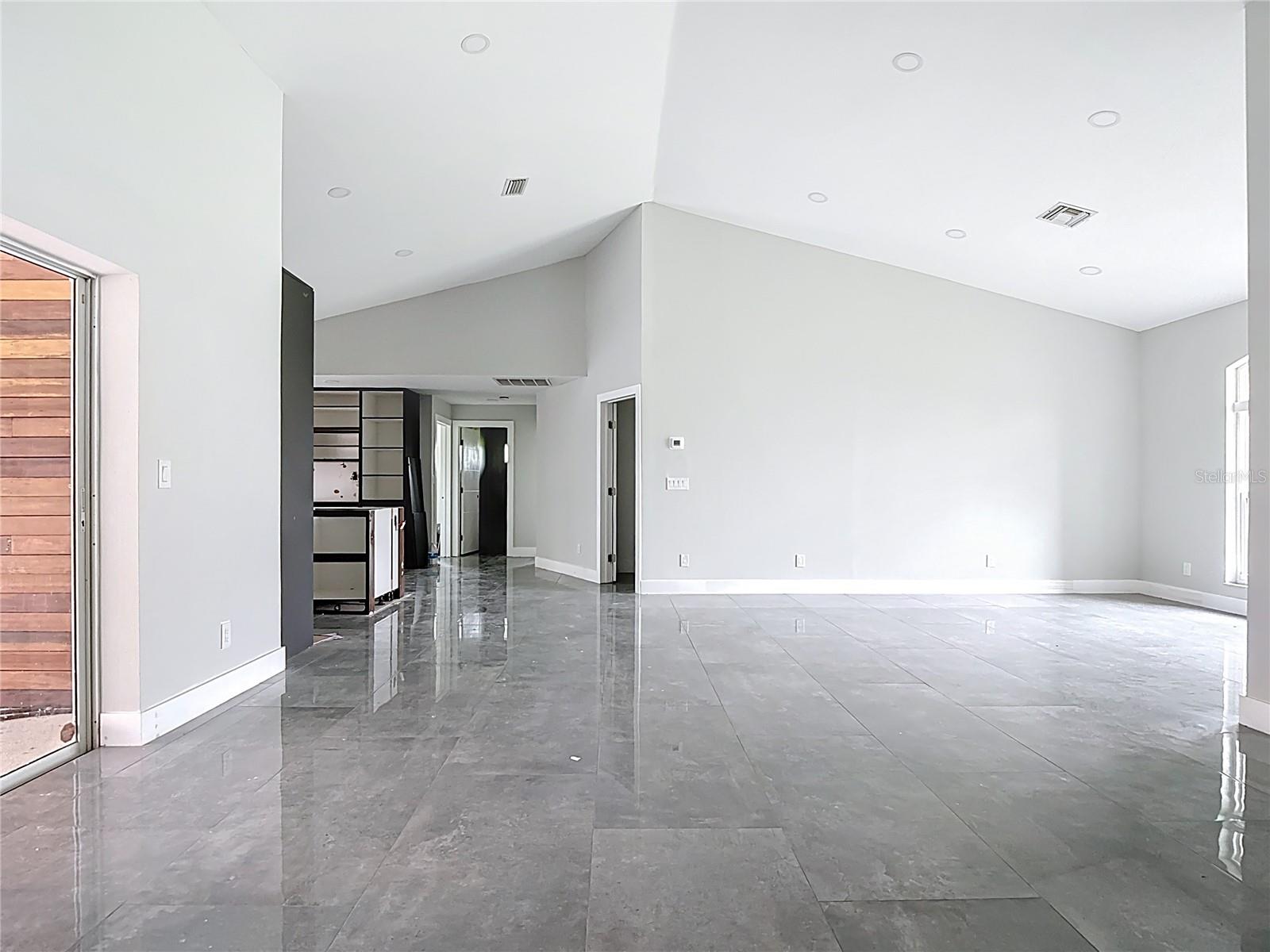 4209 NW 20TH TERRACE