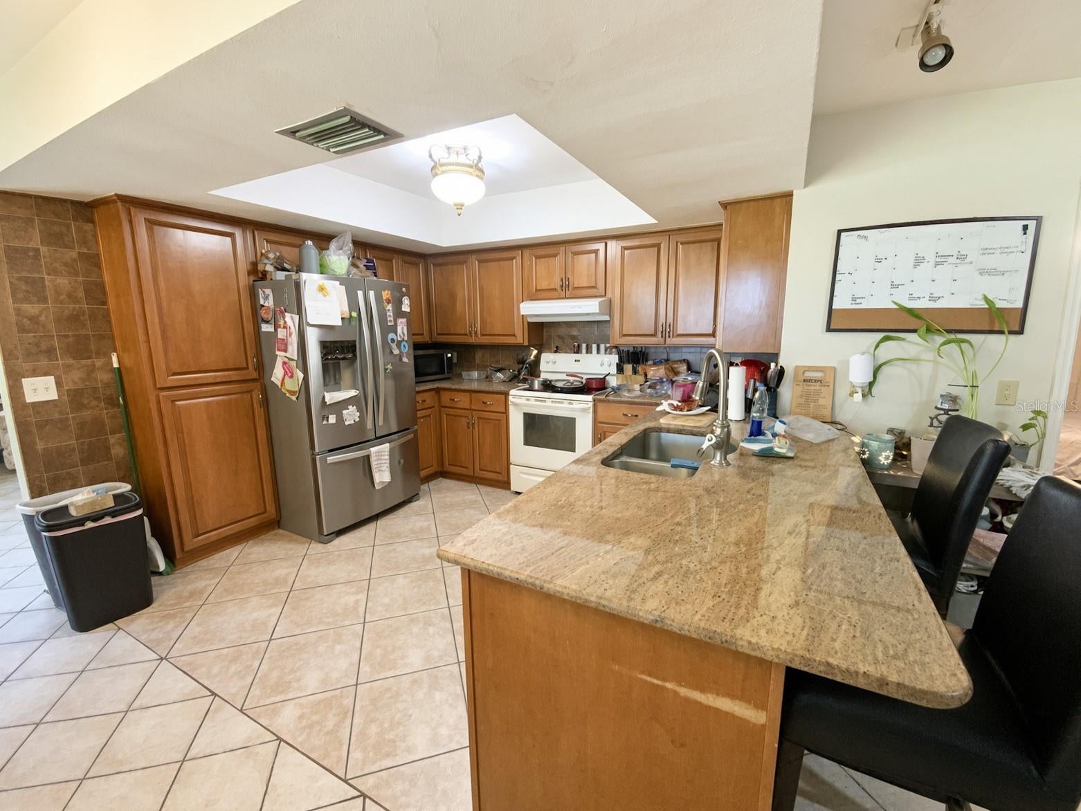 10569 DIXON DRIVE