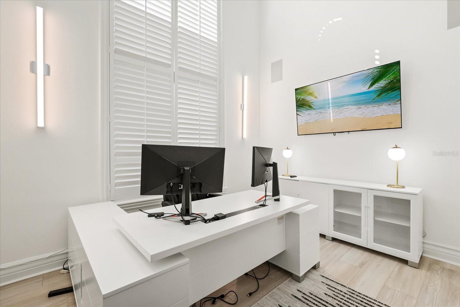 REUNION WEST VLGS NORTH - Residential