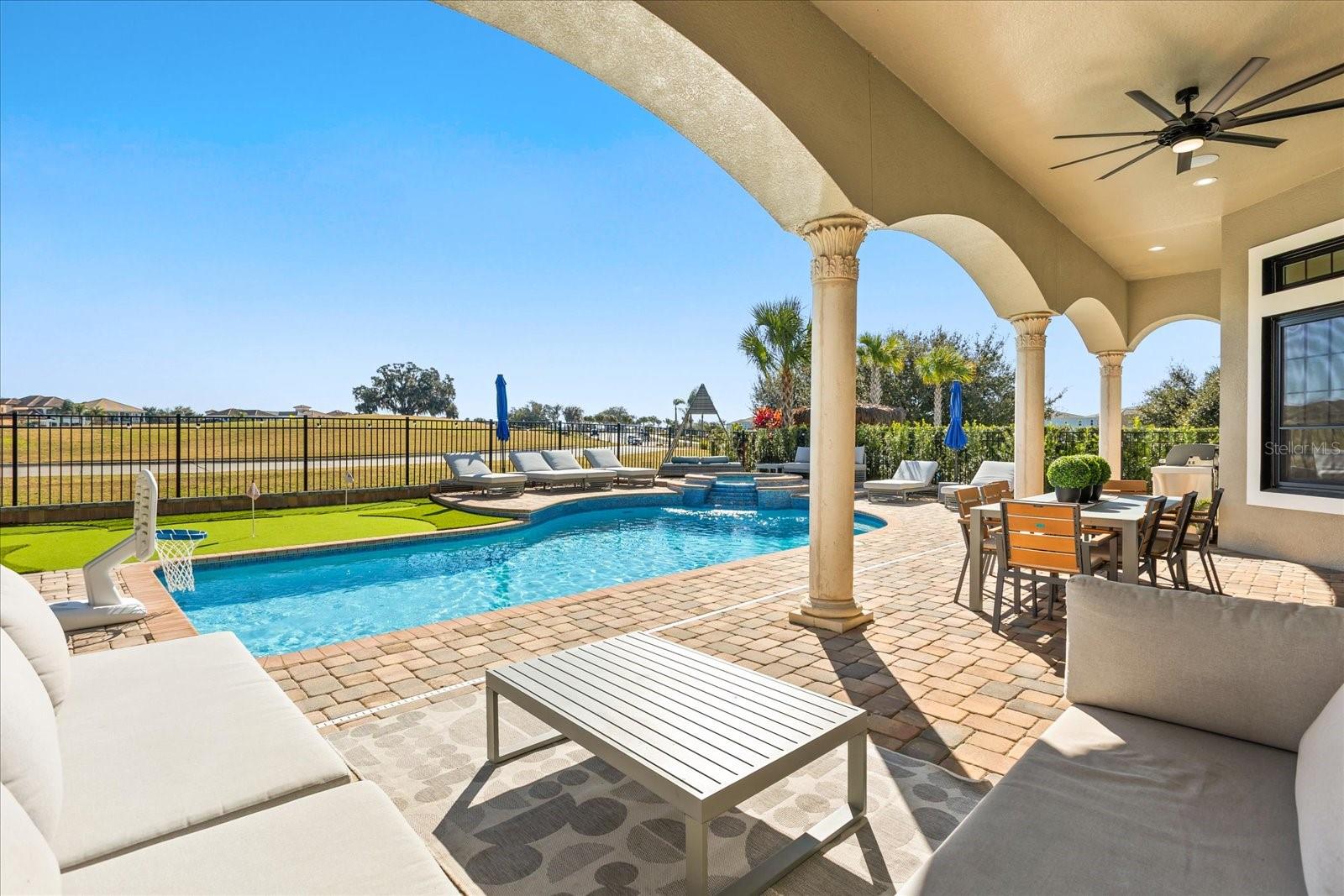 REUNION WEST VLGS NORTH - Residential