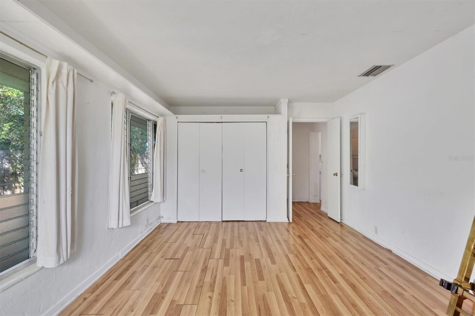 FARROWS - Residential