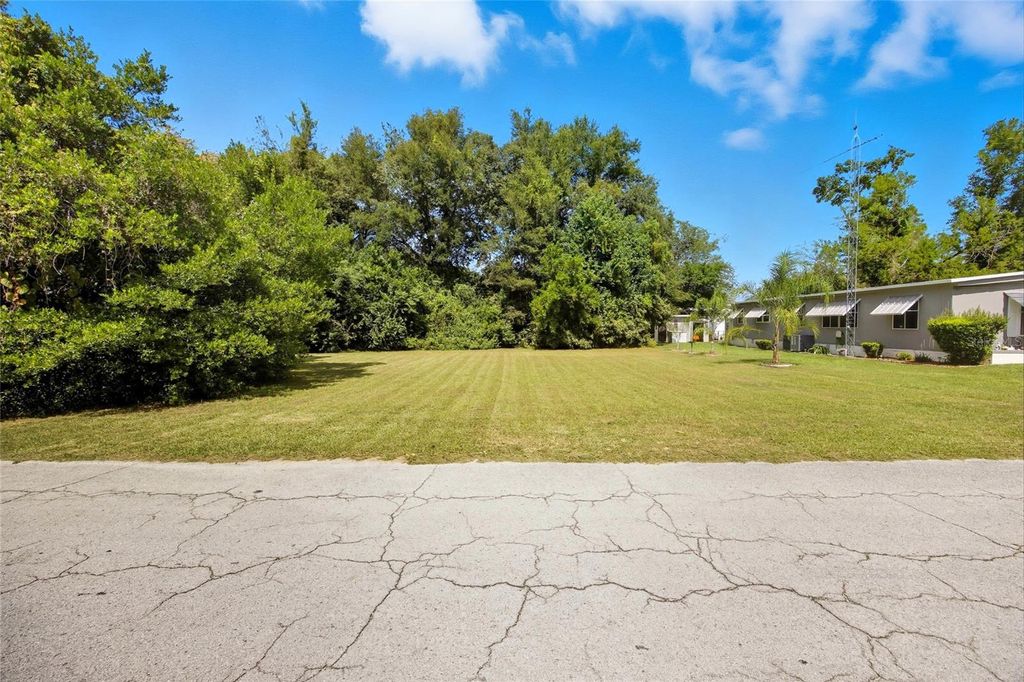 Photo of 2999 SW 90th Place, Ocala, FL 34476 (MLS # OM710726)