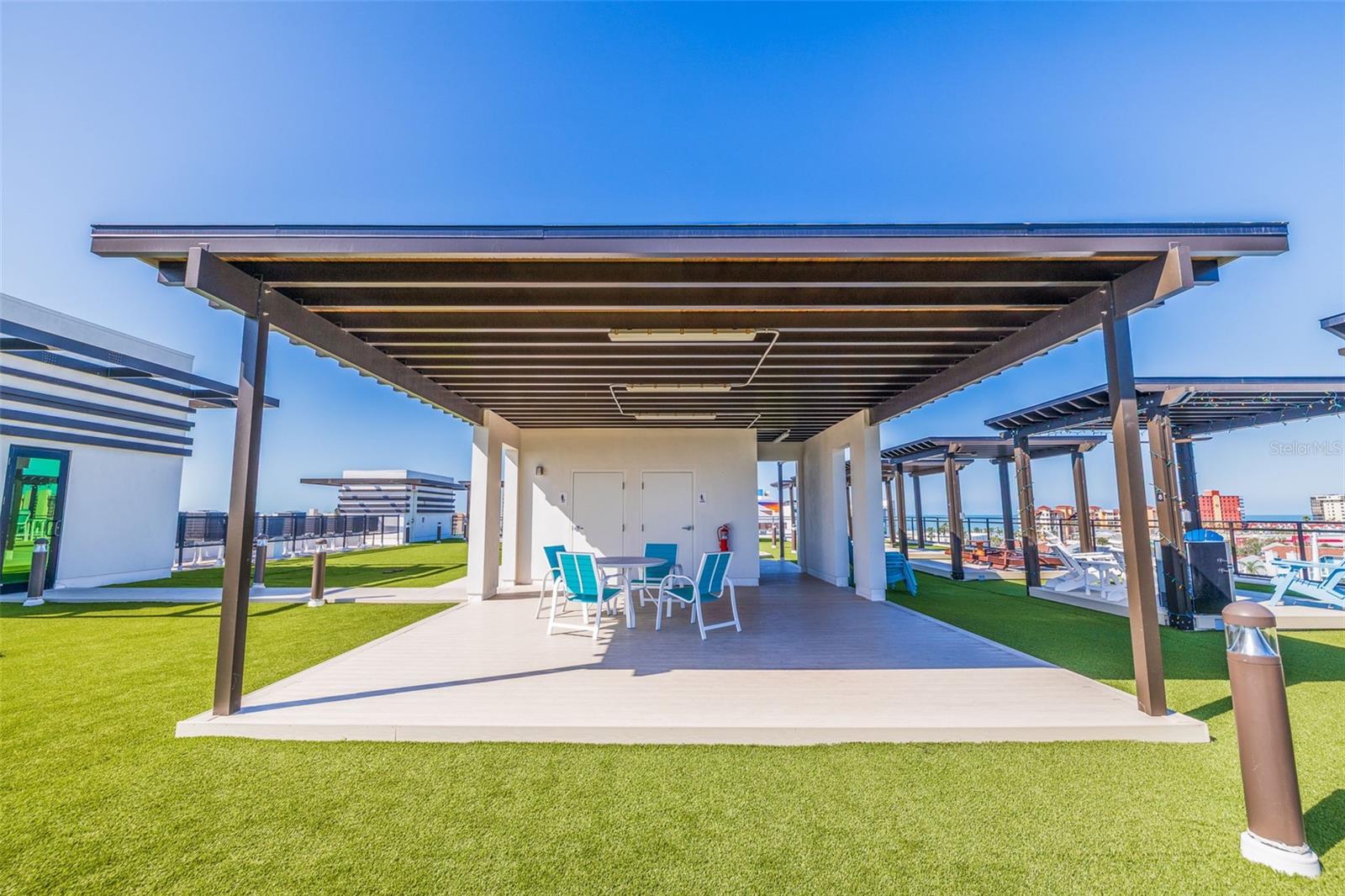 RESIDENCES AT TOWN CENTER CONDO - Residential Lease