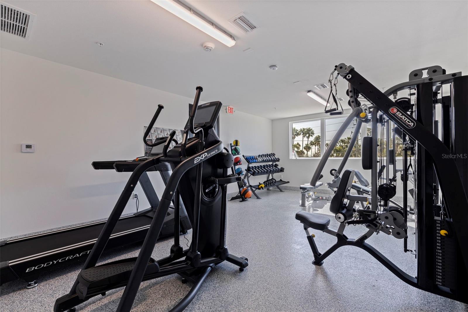 RESIDENCES AT TOWN CENTER CONDO - Residential Lease