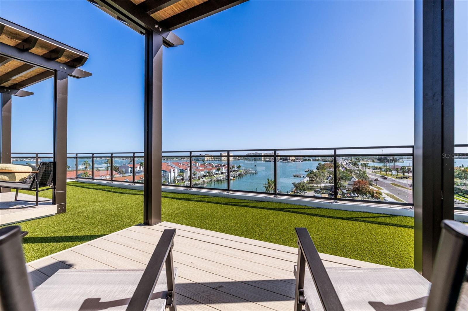 RESIDENCES AT TOWN CENTER CONDO - Residential Lease