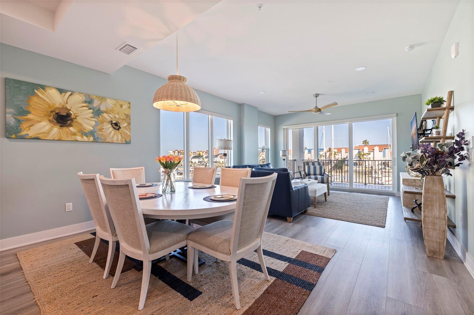 RESIDENCES AT TOWN CENTER CONDO - Residential Lease