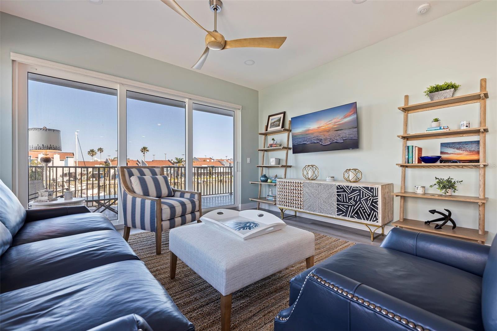 RESIDENCES AT TOWN CENTER CONDO - Residential Lease