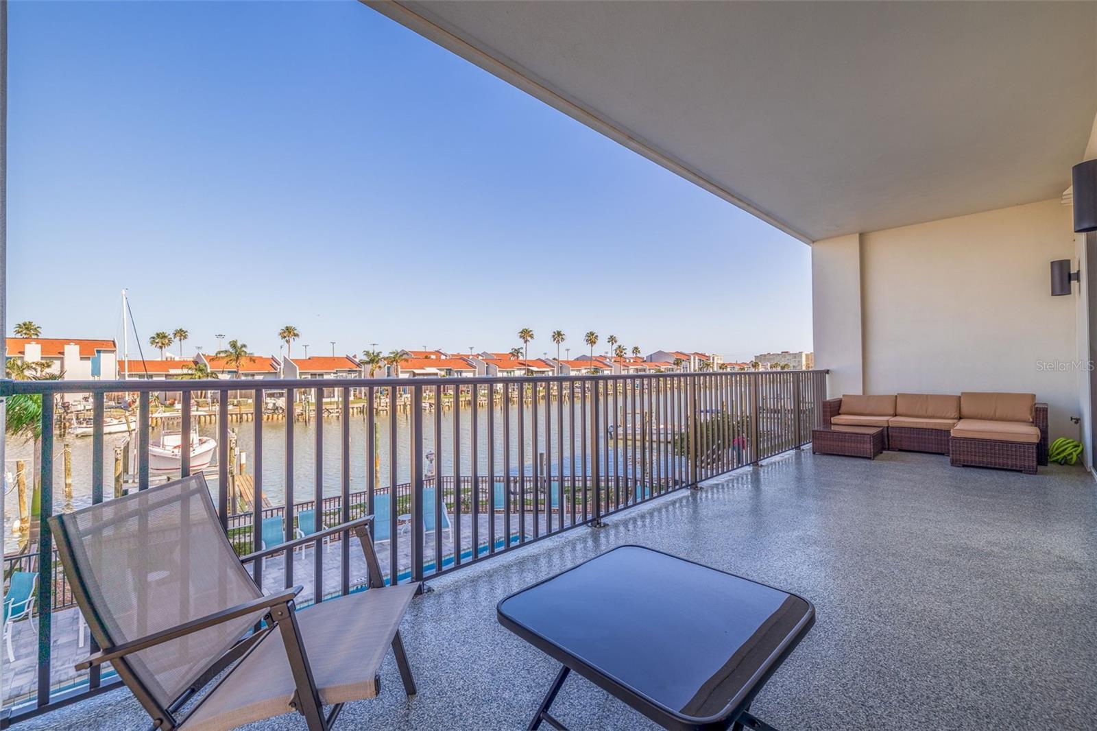 RESIDENCES AT TOWN CENTER CONDO - Residential Lease