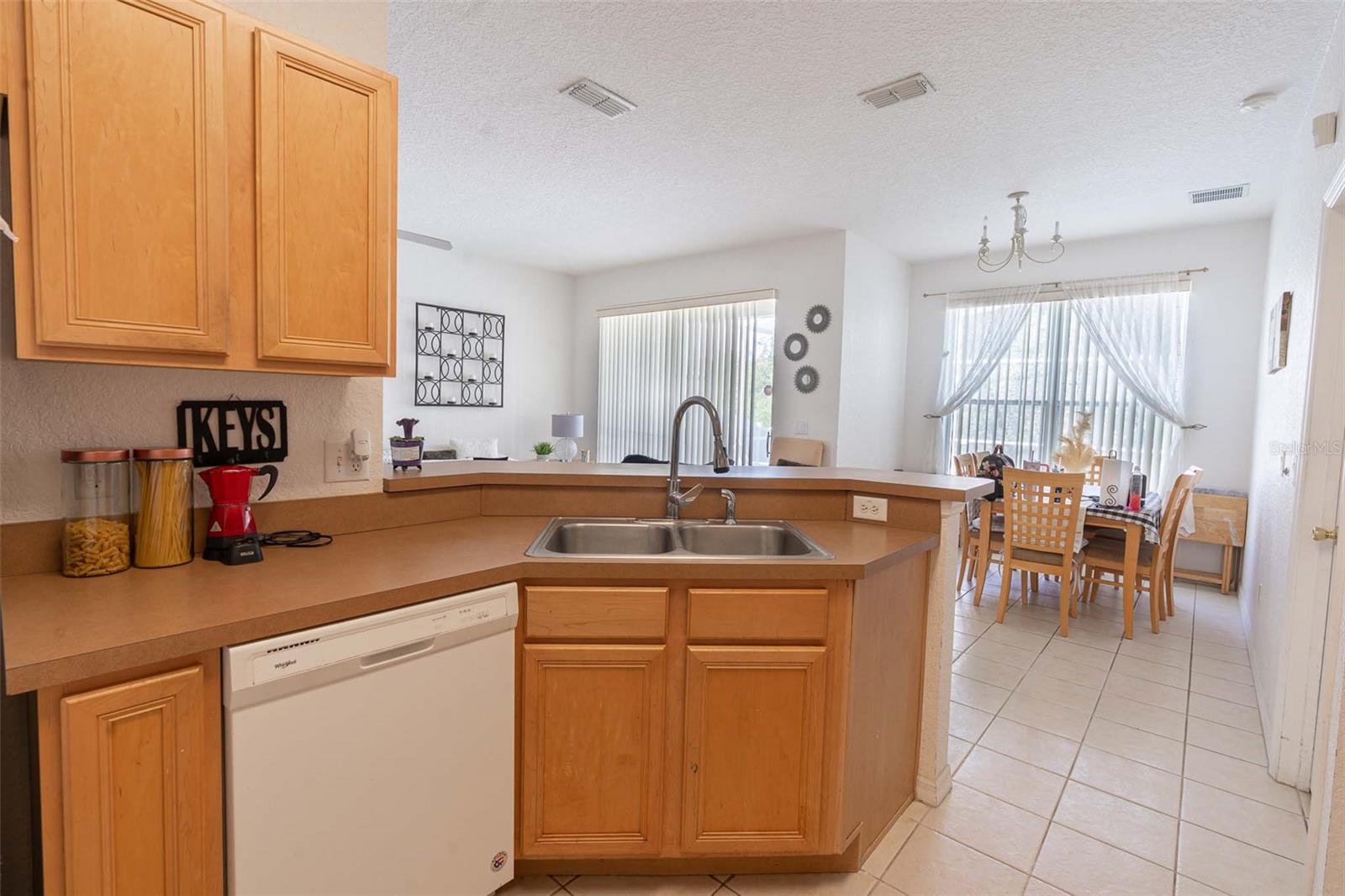 1730 N HAMPTON DRIVE