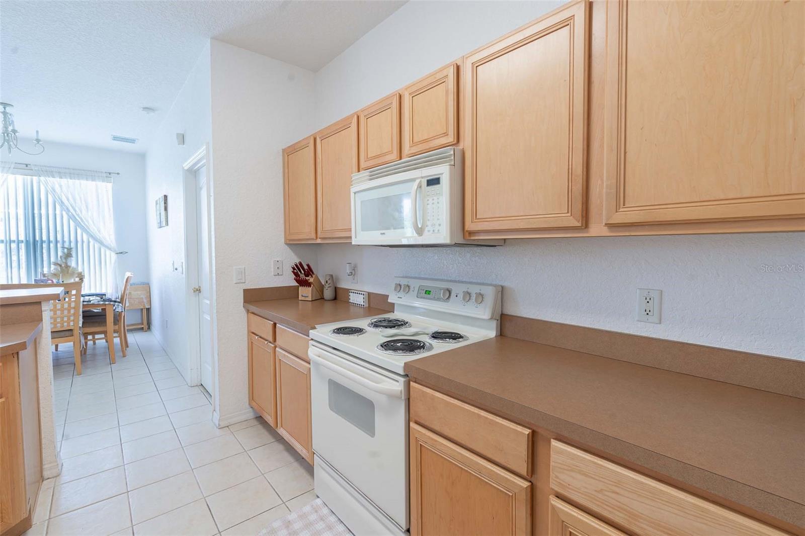 1730 N HAMPTON DRIVE