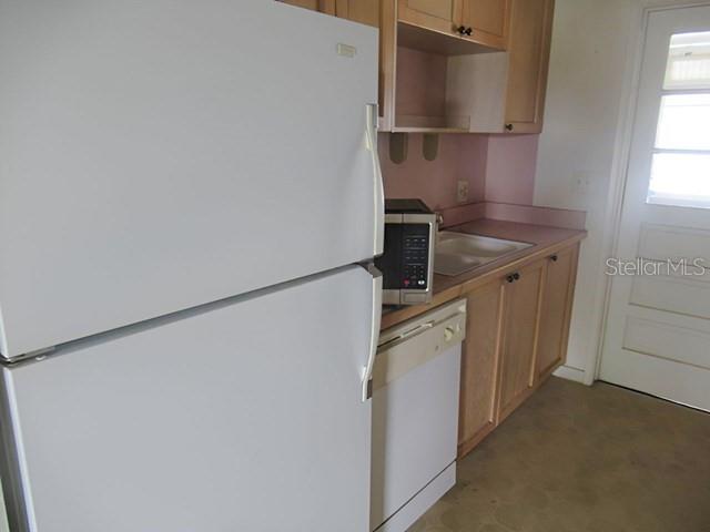 TOWN APTS CONDO - Residential