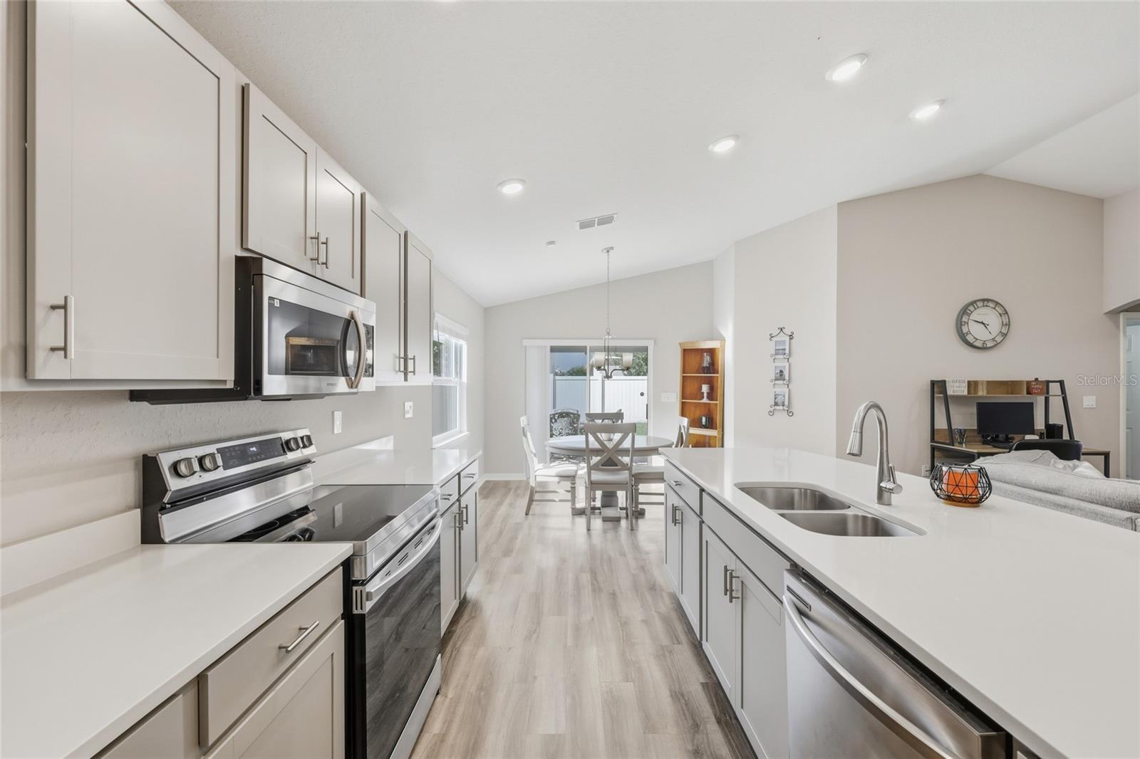 VILLAMAR PH FOUR - Residential