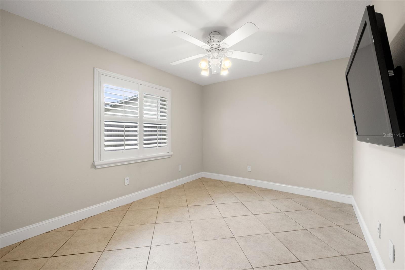 BAY PORT COLONY PH III UN 1 - Residential