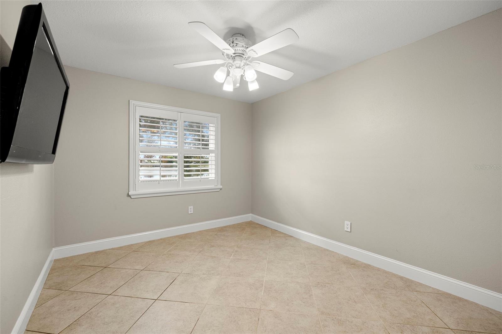 BAY PORT COLONY PH III UN 1 - Residential