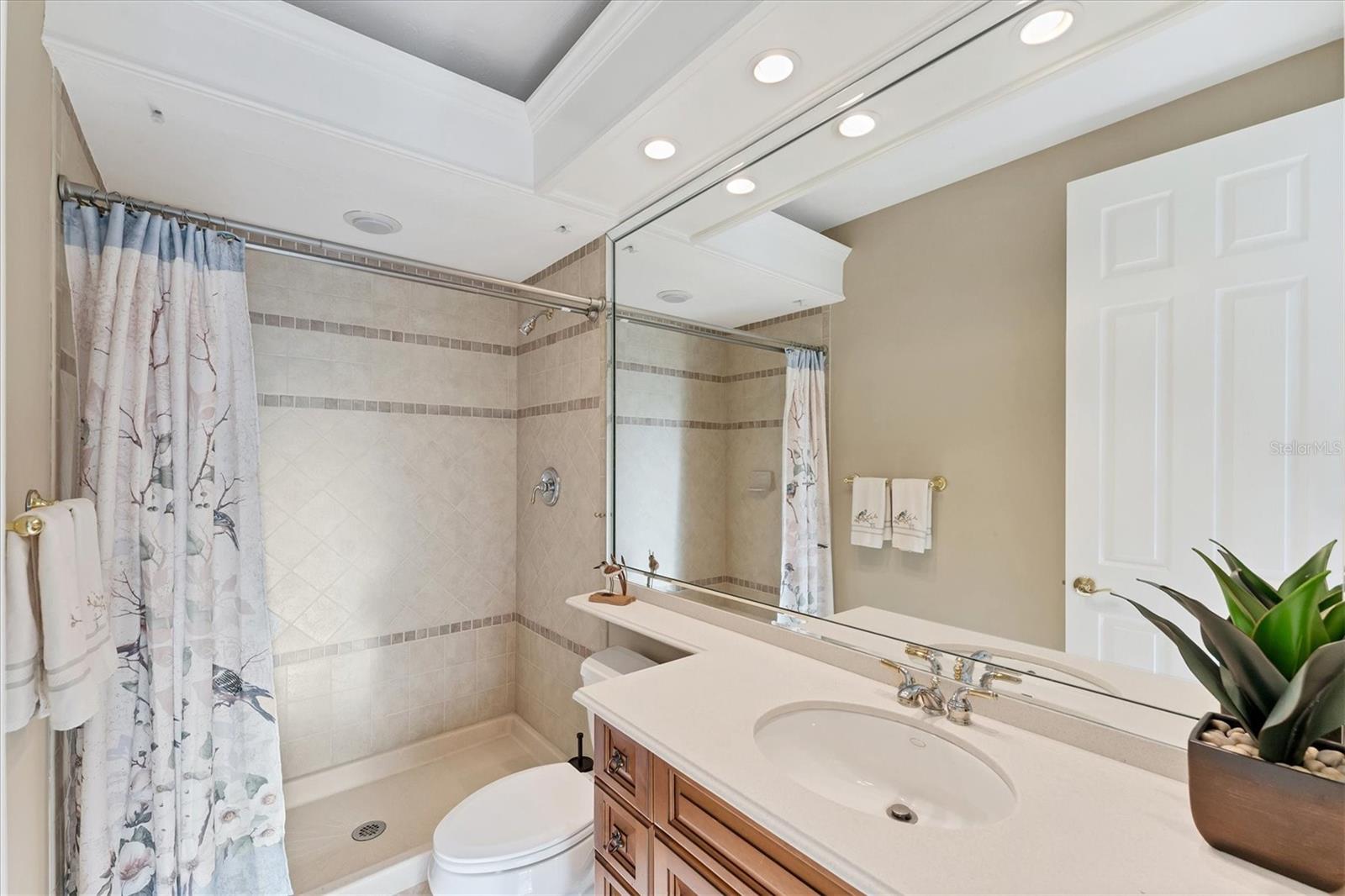 LAKEWOOD RANCH COUNTRY CLUB VILLAGE - Residential