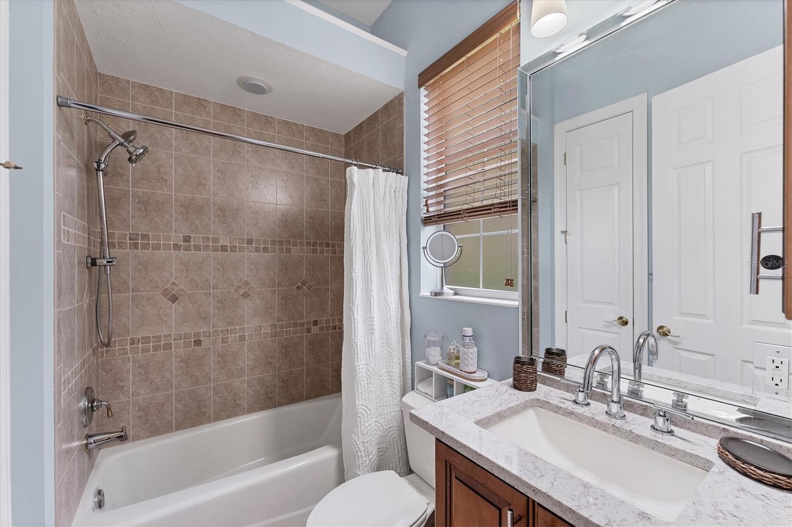 LAKEWOOD RANCH COUNTRY CLUB VILLAGE - Residential