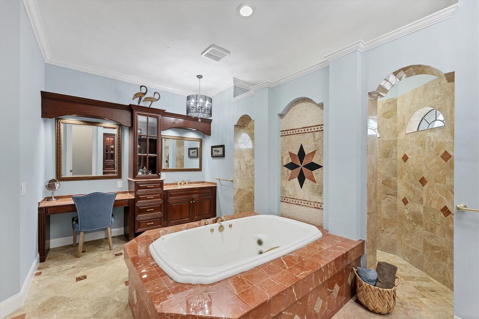 LAKEWOOD RANCH COUNTRY CLUB VILLAGE - Residential