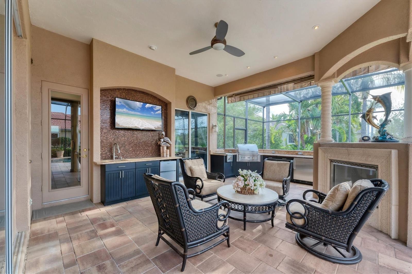 LAKEWOOD RANCH COUNTRY CLUB VILLAGE - Residential