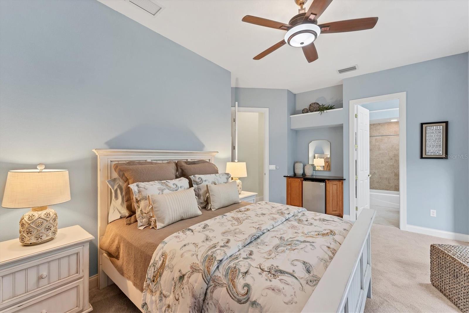 LAKEWOOD RANCH COUNTRY CLUB VILLAGE - Residential