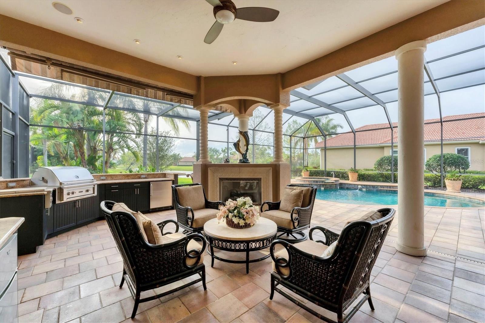 6822 DOMINION LANE