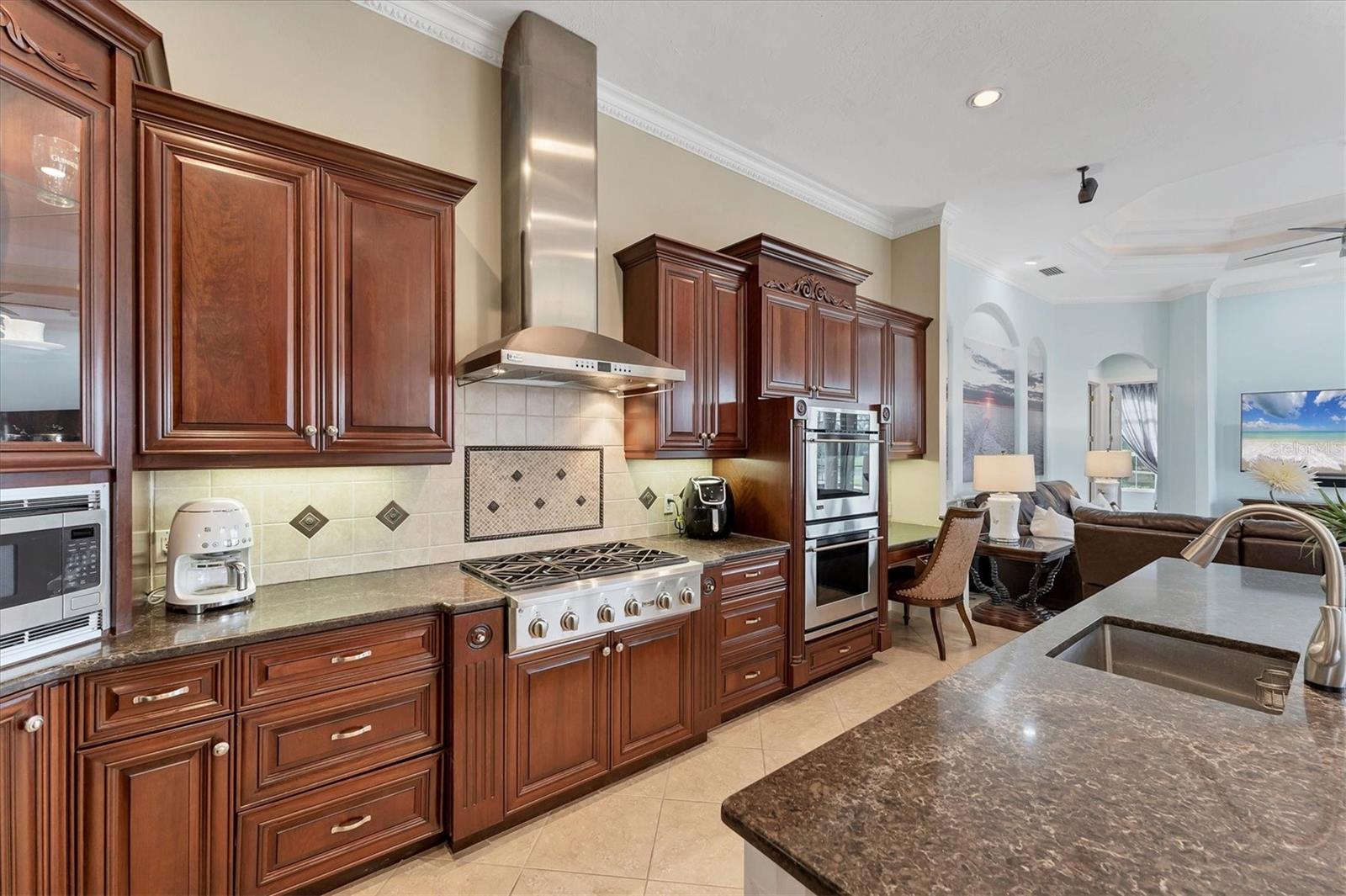 LAKEWOOD RANCH COUNTRY CLUB VILLAGE - Residential
