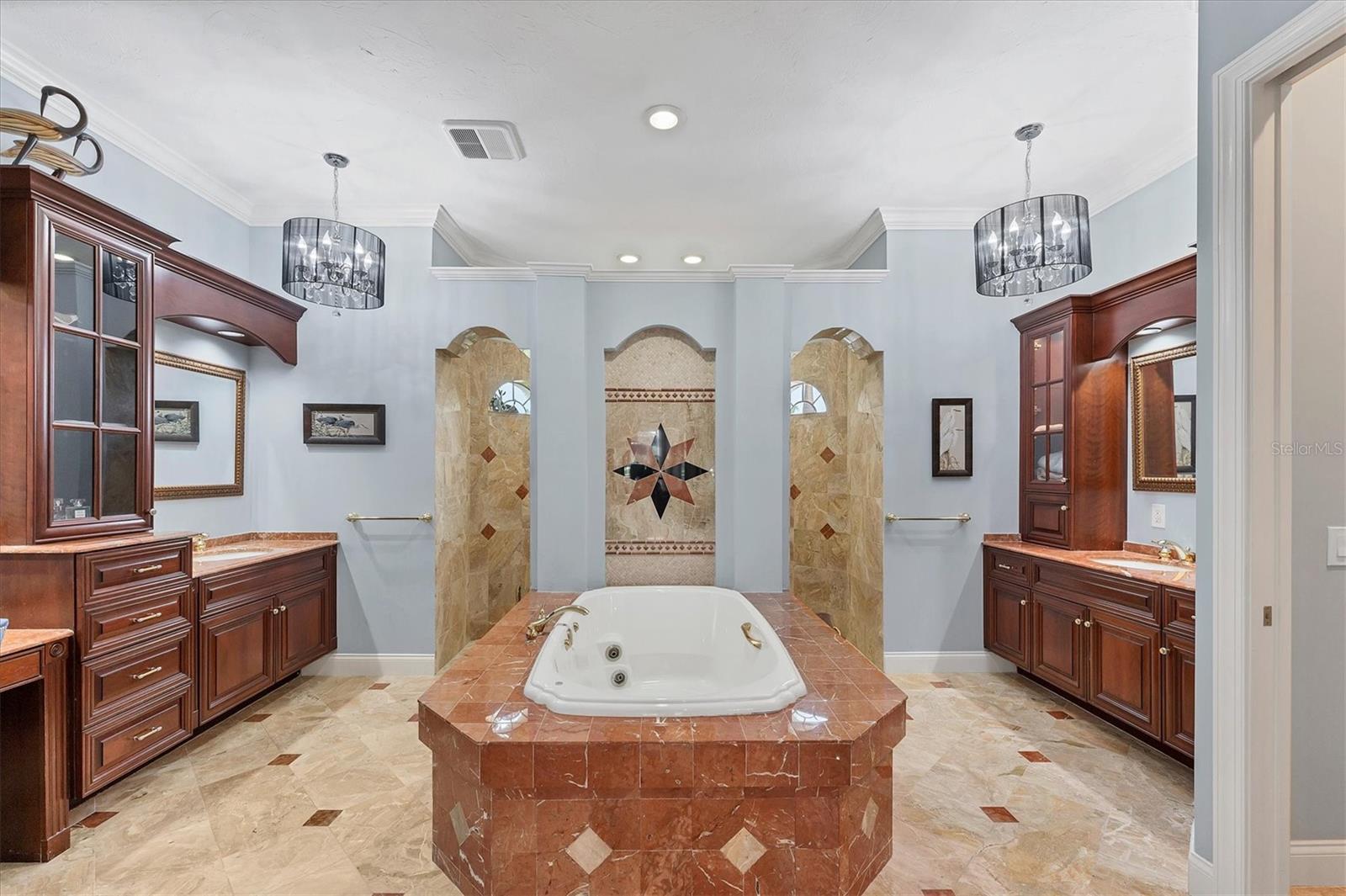 LAKEWOOD RANCH COUNTRY CLUB VILLAGE - Residential