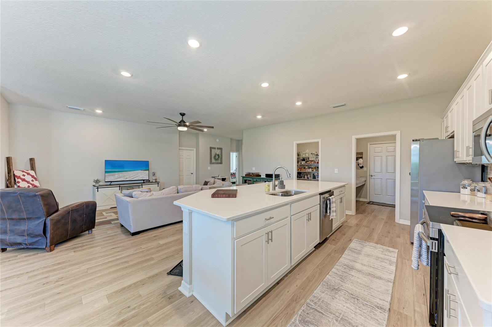 AVIARY AT RUTLAND RANCH - Residential