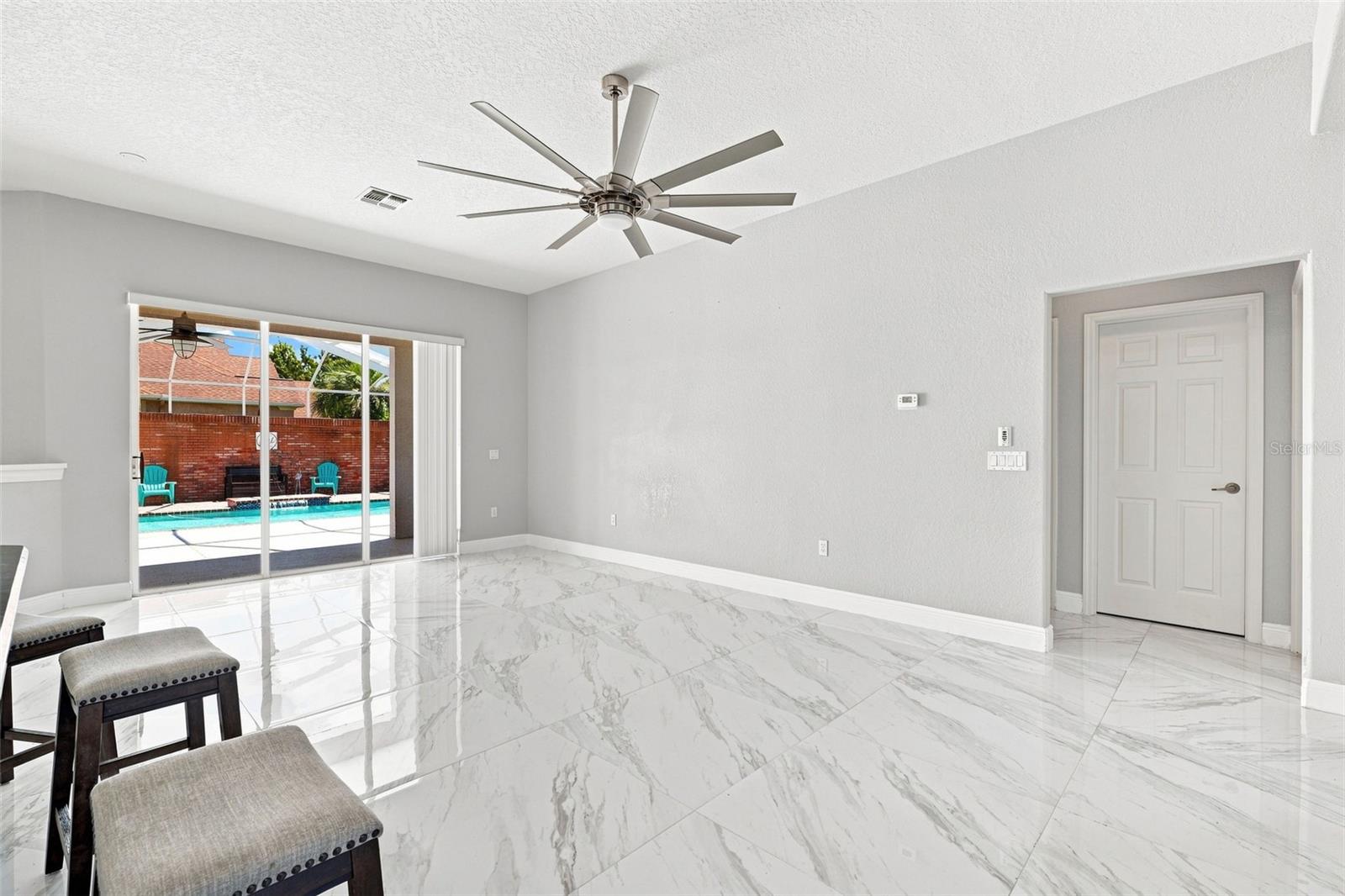 5333 LEATHER SADDLE LANE