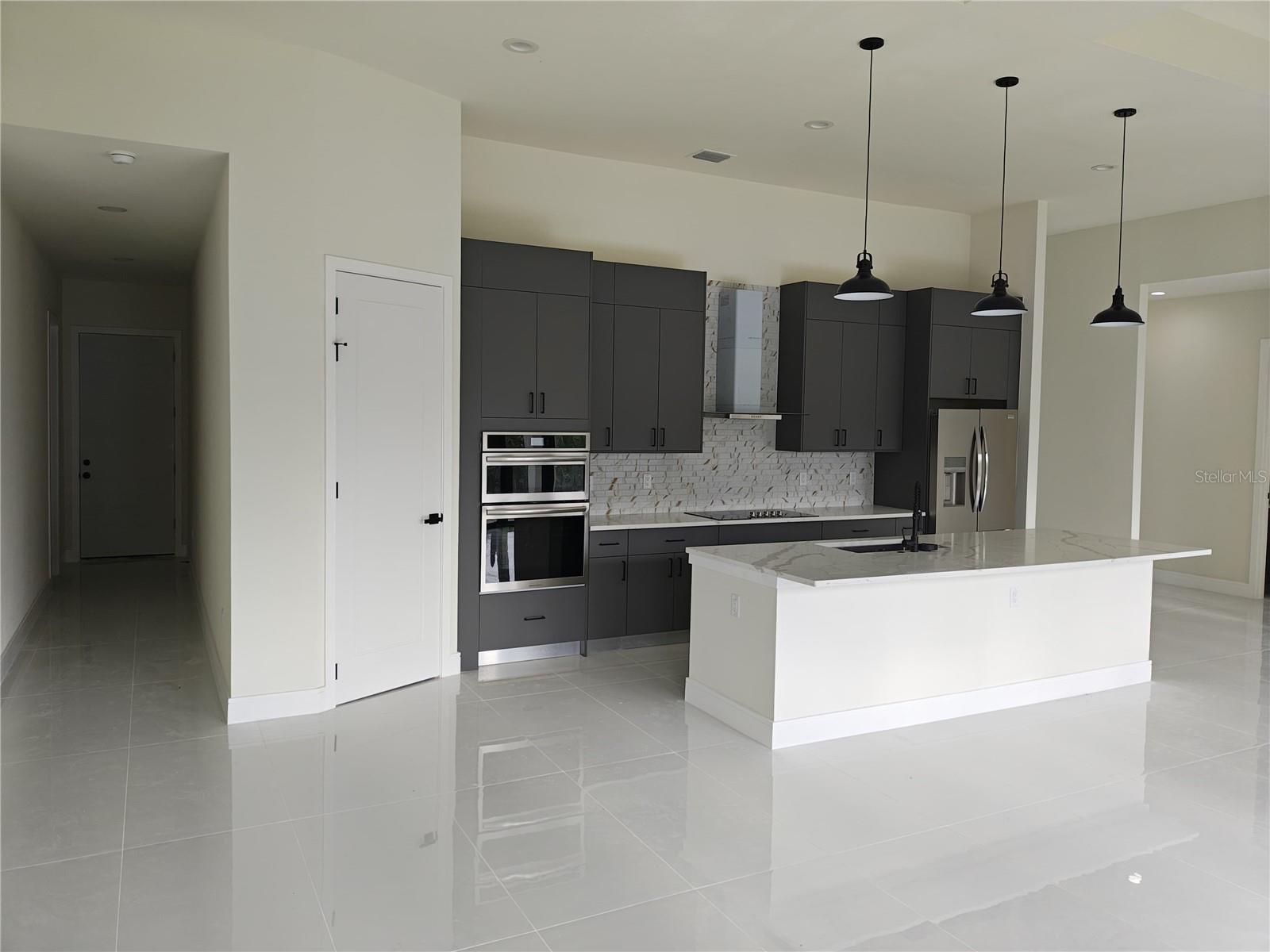 267 SANTA MARTA STREET