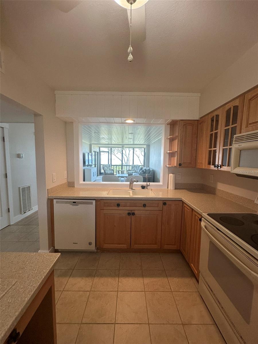 TARPON COVE CONDO - Residential