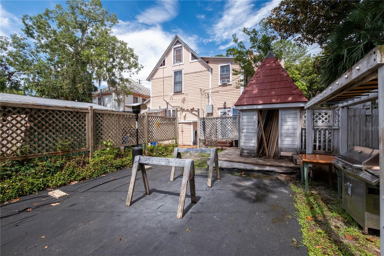 GAINESVILLE BRUSH ADD TO- - Commercial Sale