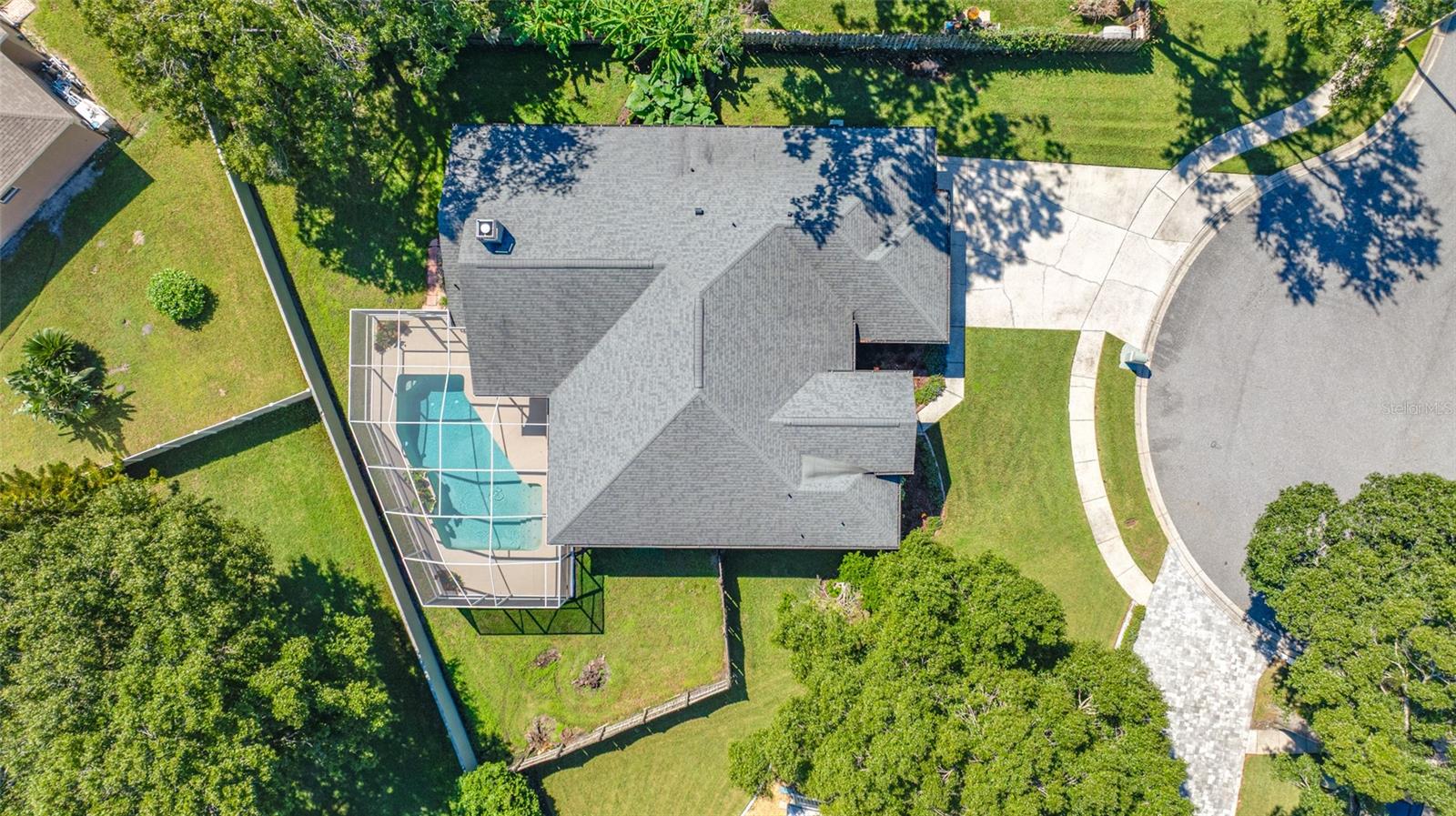1648 WOODRIDGE COURT