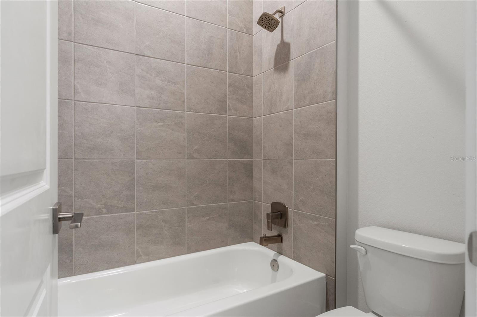 EPPERSON NORTH VILLAGE D-3 - Residential Lease