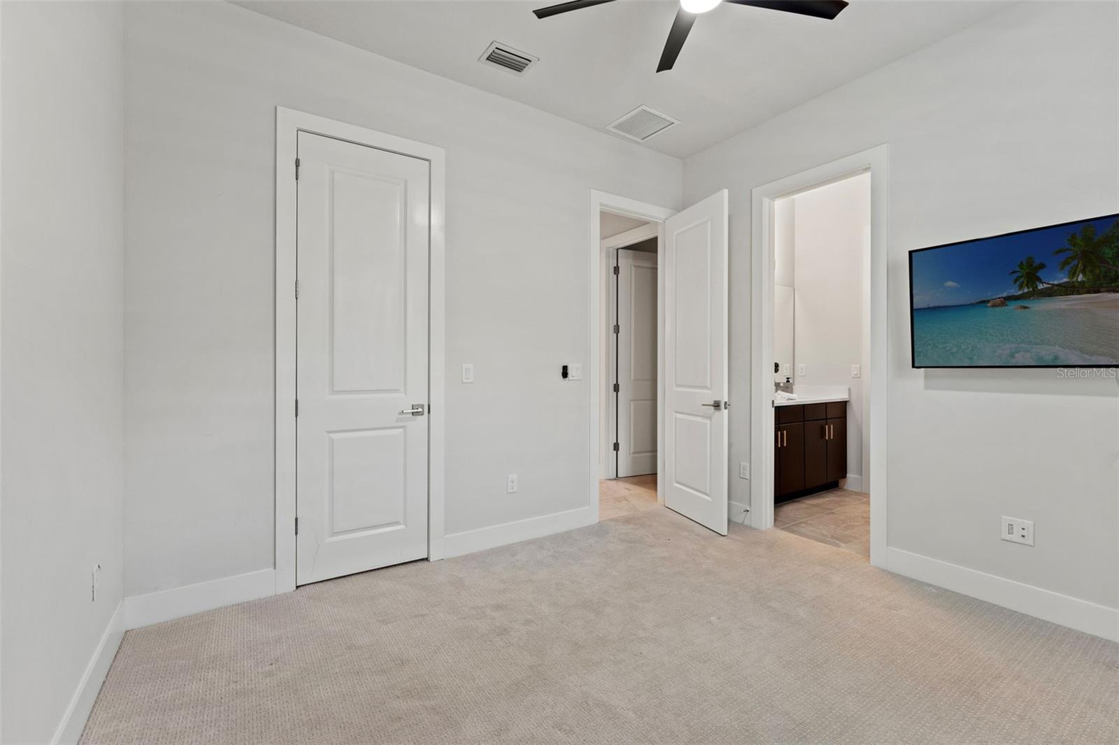 EPPERSON NORTH VILLAGE D-3 - Residential Lease