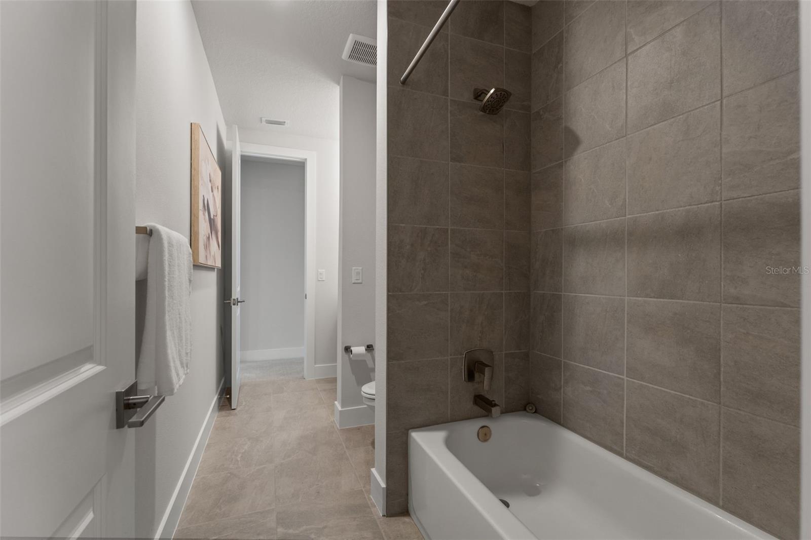 EPPERSON NORTH VILLAGE D-3 - Residential Lease