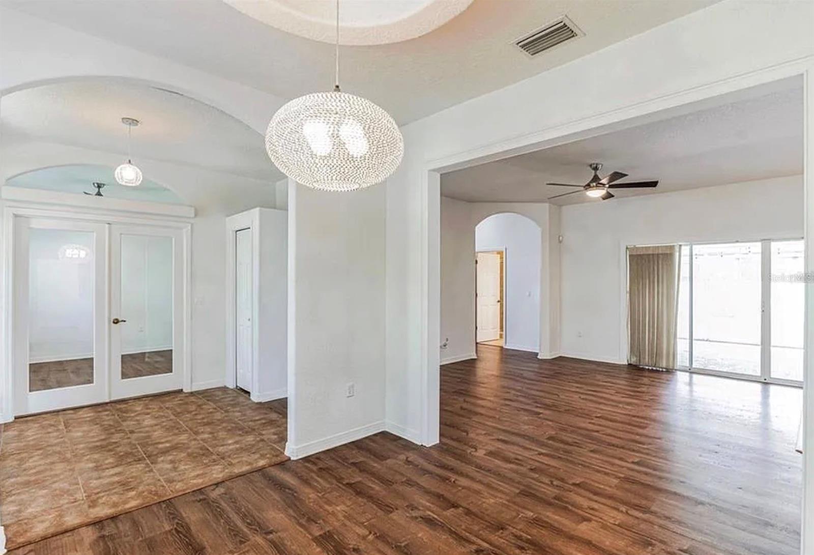 CANOE CREEK LAKES ADD - Residential Lease