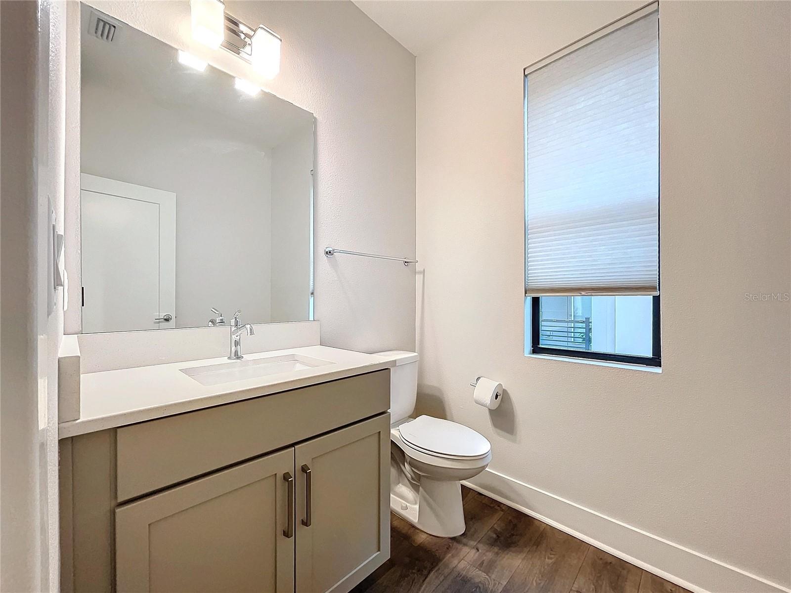 WESTSHORE VILLAGE TWNHMS - Residential