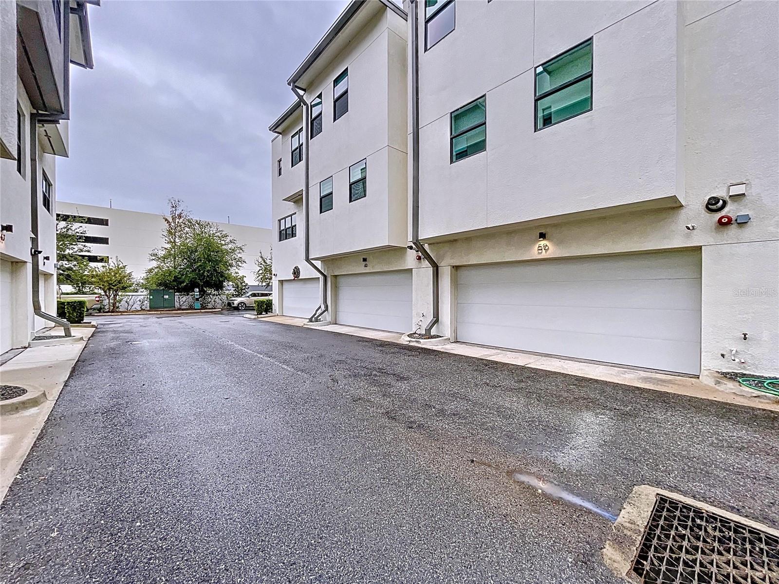 WESTSHORE VILLAGE TWNHMS - Residential