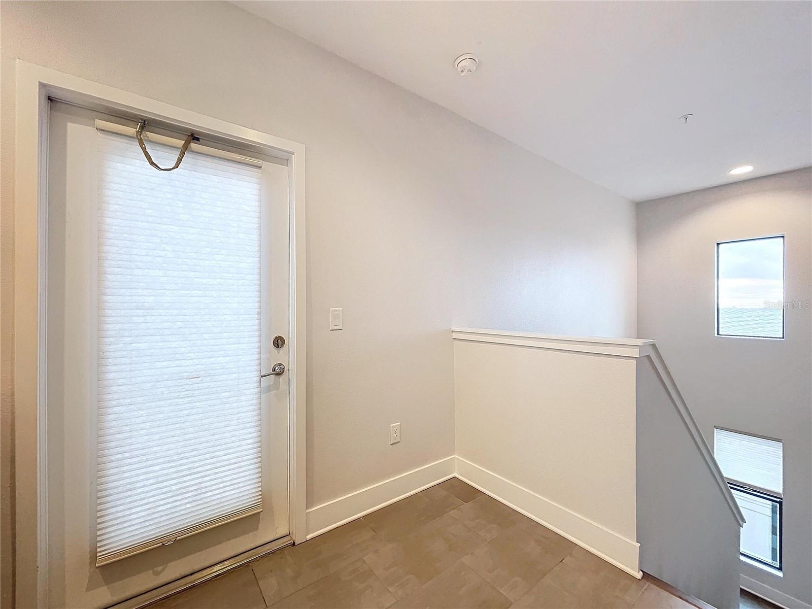 WESTSHORE VILLAGE TWNHMS - Residential