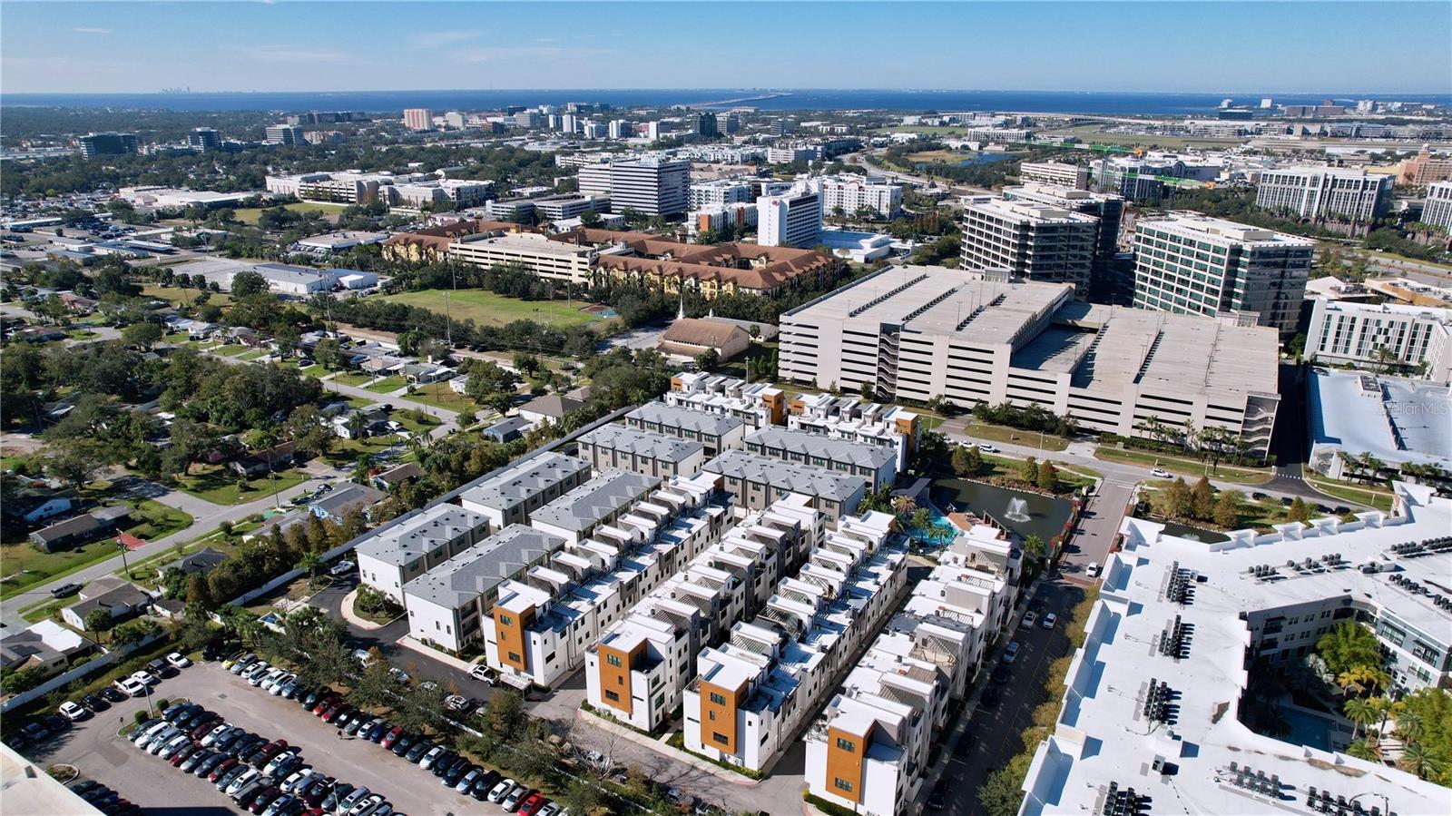 WESTSHORE VILLAGE TWNHMS - Residential