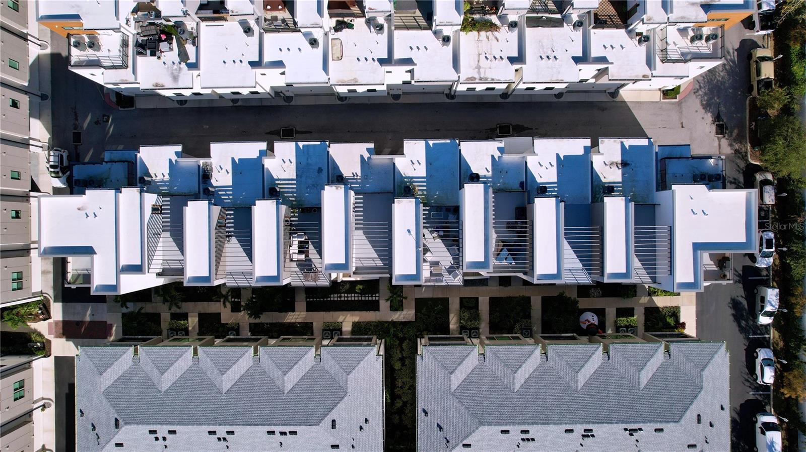 WESTSHORE VILLAGE TWNHMS - Residential