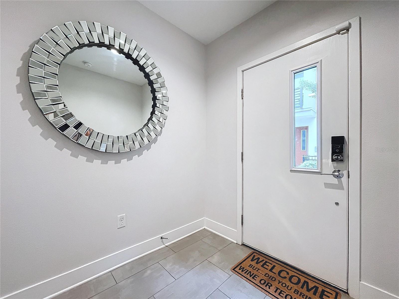 WESTSHORE VILLAGE TWNHMS - Residential