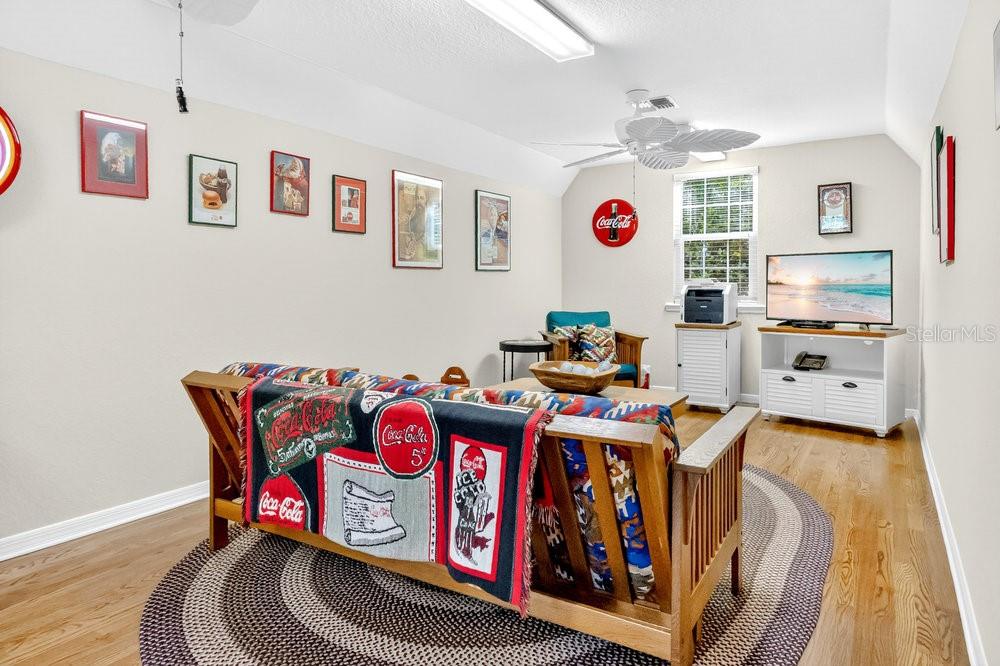 TOREY PINES - Residential