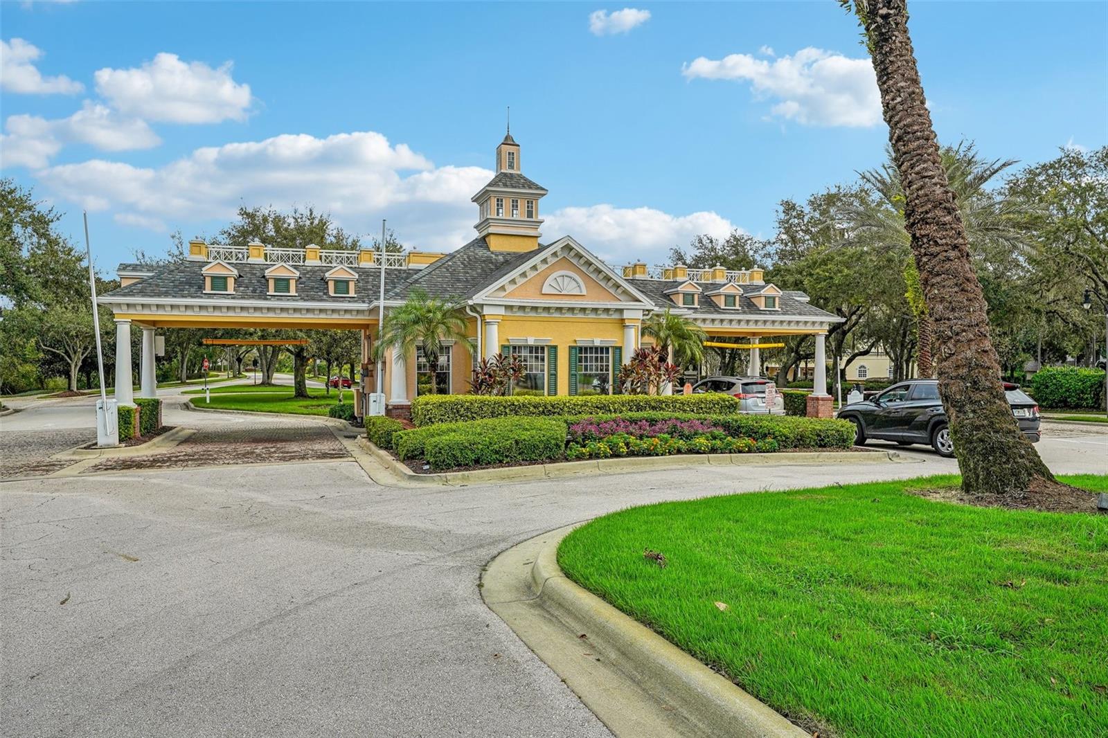HERITAGE CROSSING CONDO PH 5 - Residential
