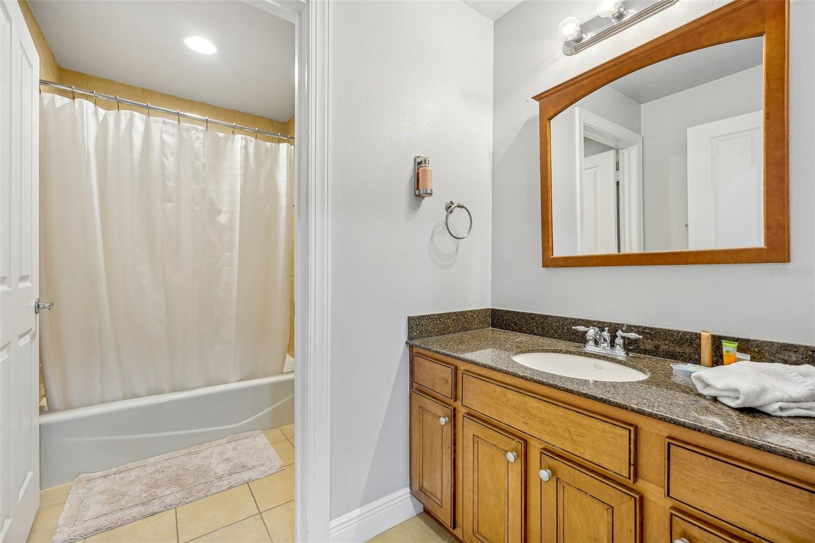 HERITAGE CROSSING CONDO PH 5 - Residential