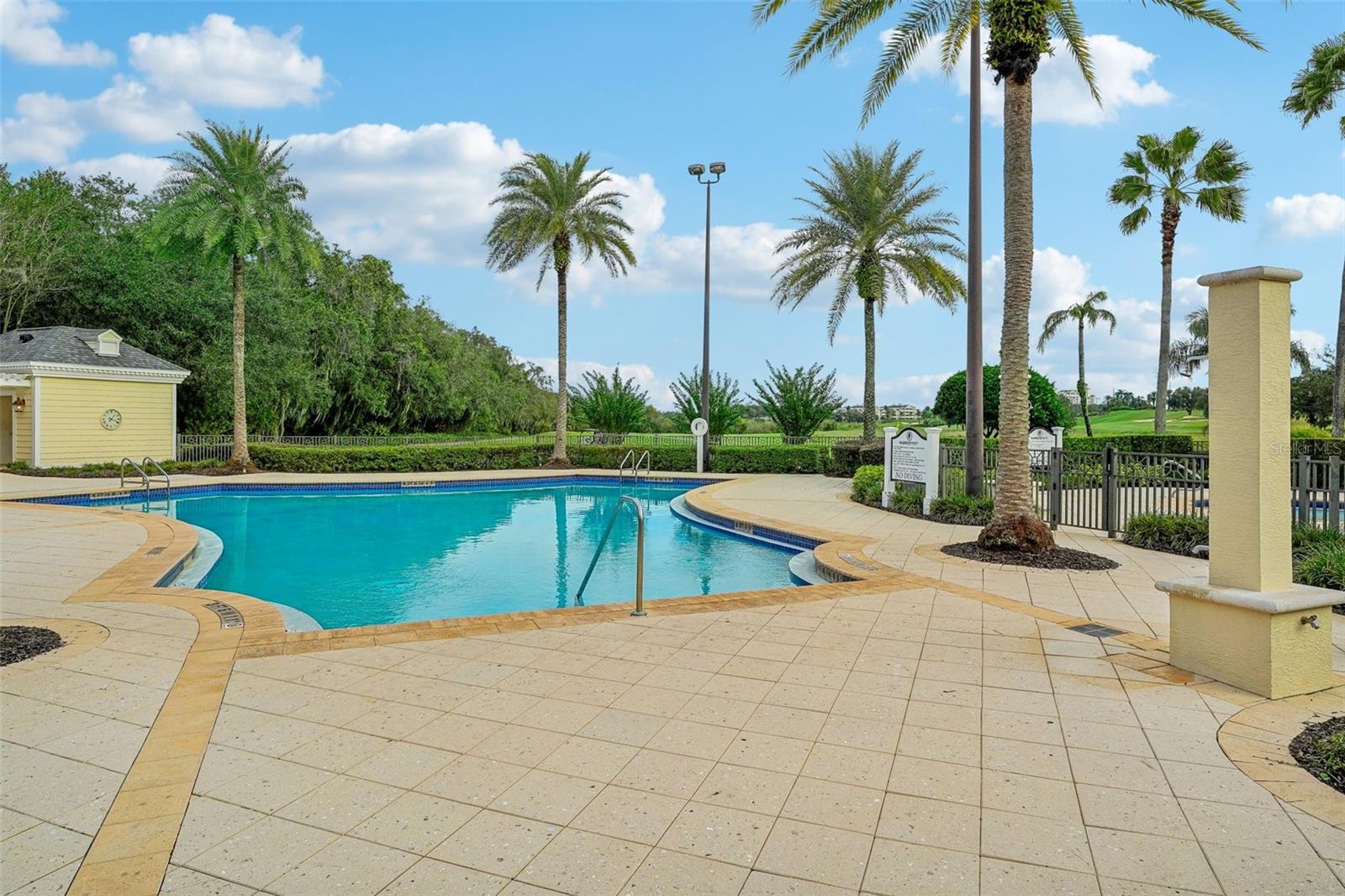 HERITAGE CROSSING CONDO PH 5 - Residential