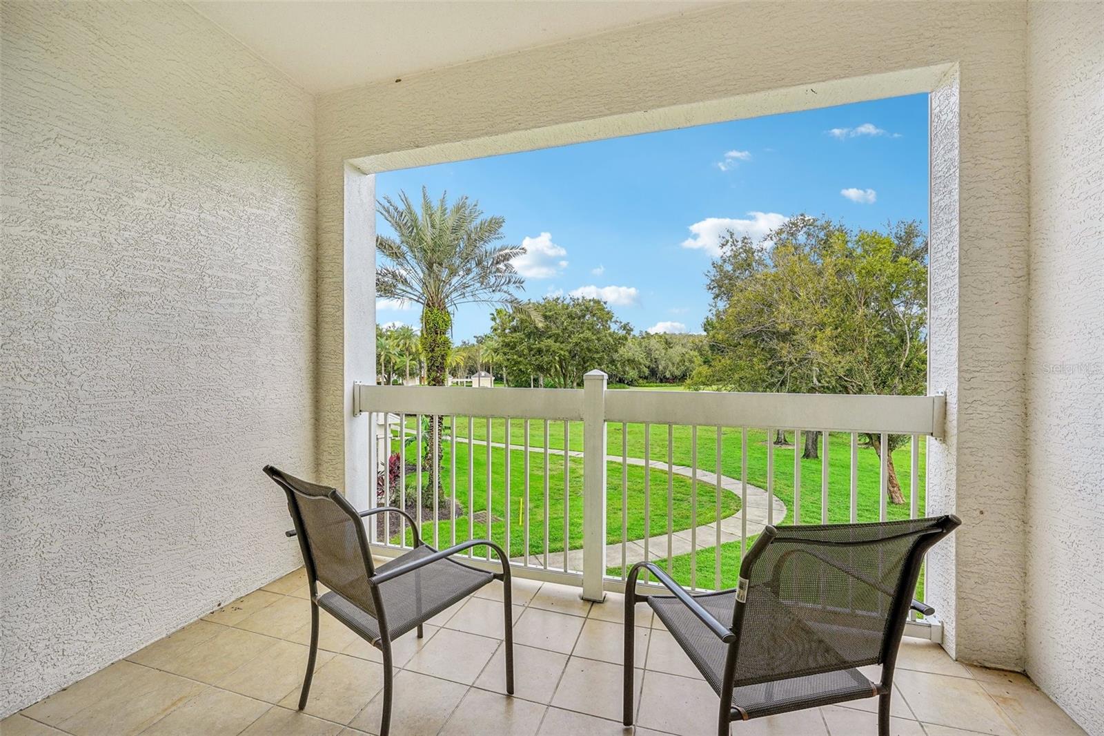 HERITAGE CROSSING CONDO PH 5 - Residential