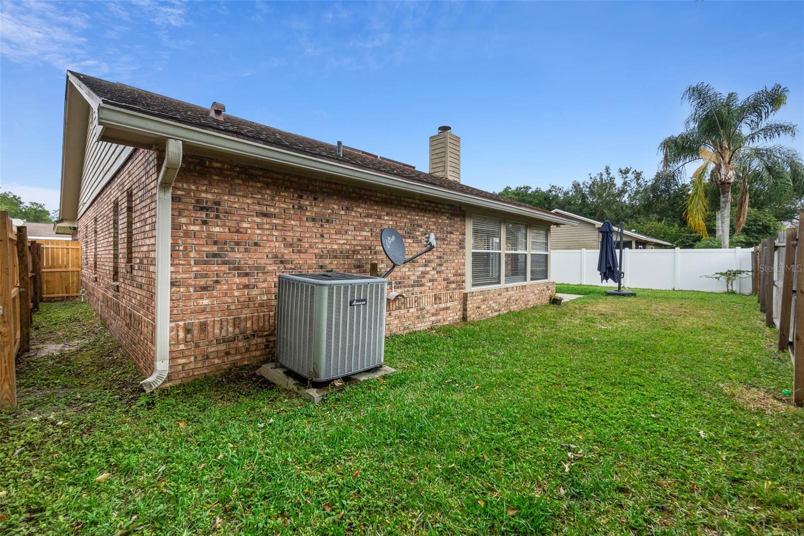 PELICAN BAY PH 03 UNIT 01 - Residential Lease